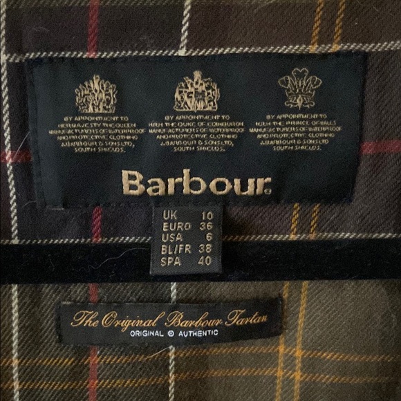 Women’s Barbour Quilted Utility Jacket - Picture 4 of 6